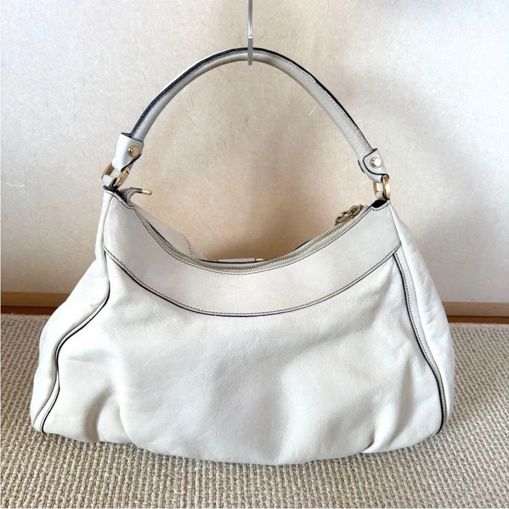 Gucci Ivory Leather Hobo Bag - Picture 2 of 16